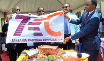 TRC YAZINDUA NEMBO MPYA NA BENDERA