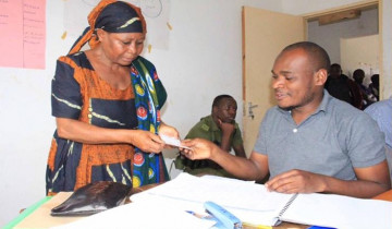 TRC YAENDELEA NA ZOEZI LA ULIPAJI FIDIA ILI KUPISHA UJENZI WA RELI YA KISASA MOROGORO – MATUKUPORA