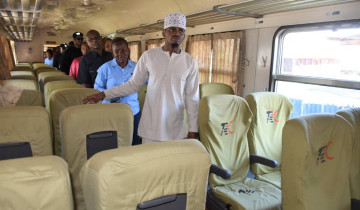 ​KAMPUNI YA WASAFI CLASSIC BABY (WCB) KUSAFIRI NA TRENI YA DELUXE KUELEKEA KIGOMA
