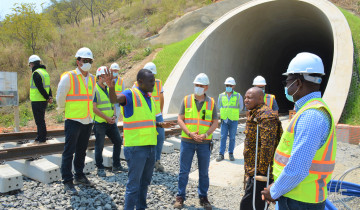 RIPOTI ZAFANANA NA UHALISIA; MRADI WA SGR MOROGORO – MAKUTUPORA WAFIKA 70%