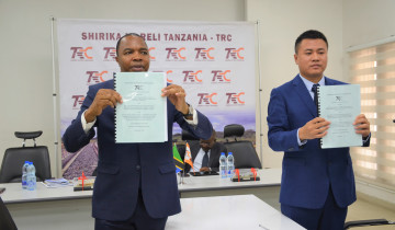 ​MKATABA WA UNUNUZI WA BEHEWA 1430 ZA MIZIGO ZA RELI YA KISASA – SGR WASAINIWA