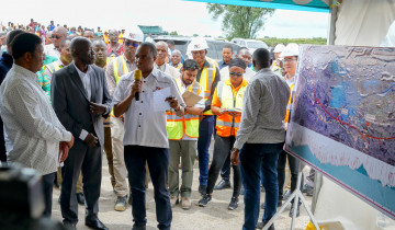 ​WAZIRI MKUU ASHUHUDIA RELI ILIYOTANDIKWA, MRADI WA SGR MWANZA – ISAKA WAFIKA 28%