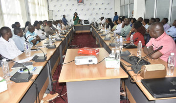 TRC YAFANYA SEMINA KWA WAFANYAKAZI WANAOSIMAMIA SGR