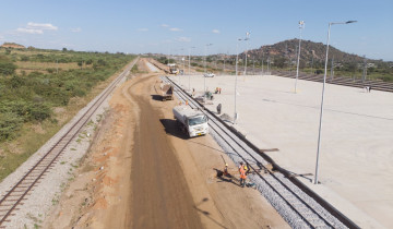 TRC TAYARI KUSAFIRISHA MIZIGO KUTOKA BANDARINI MPAKA BAHI