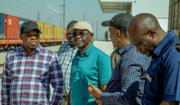 WAZIRI MBARAWA AAGIZA TRC, TPA NA TASAC KUKAA PAMOJA KUHUSU MIZIGO YA NJE KUPOKELEA BAHI/ISAKA*